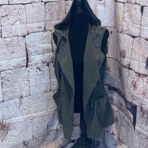 May & July Olive Green Hooded Women's Vest soft size L